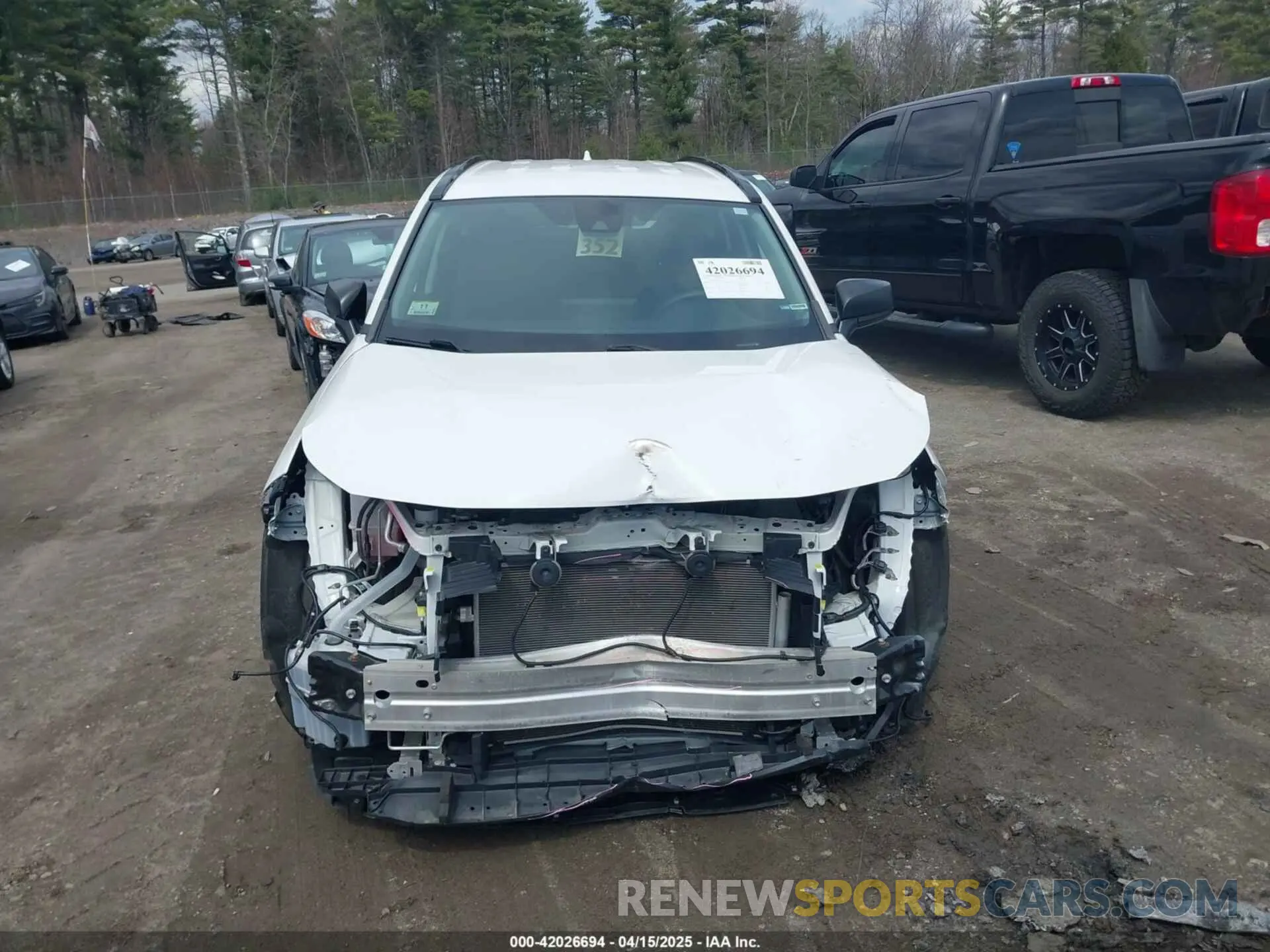 13 Photograph of a damaged car 2T3F1RFV3LC115255 TOYOTA RAV4 2020
