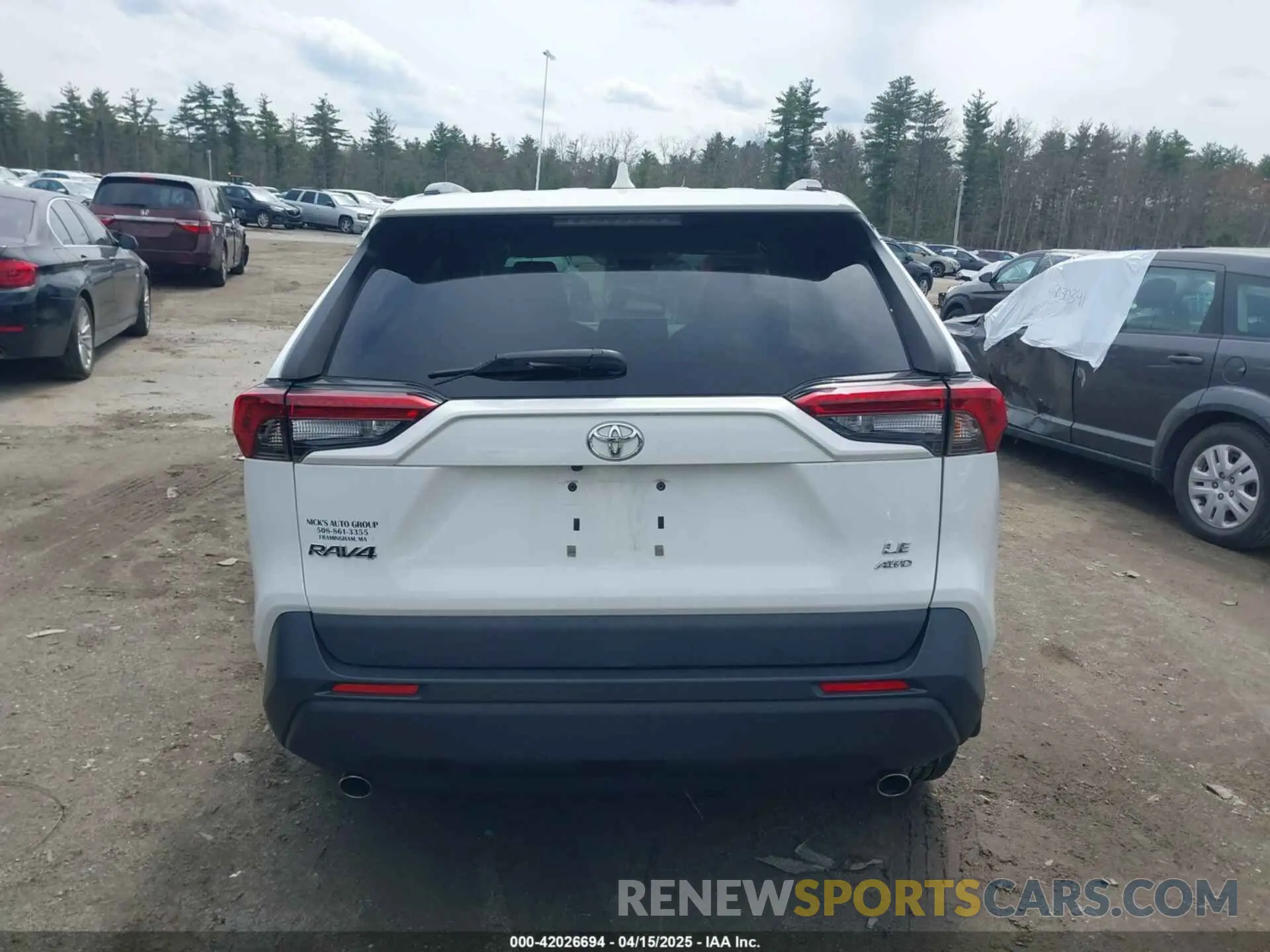 17 Photograph of a damaged car 2T3F1RFV3LC115255 TOYOTA RAV4 2020