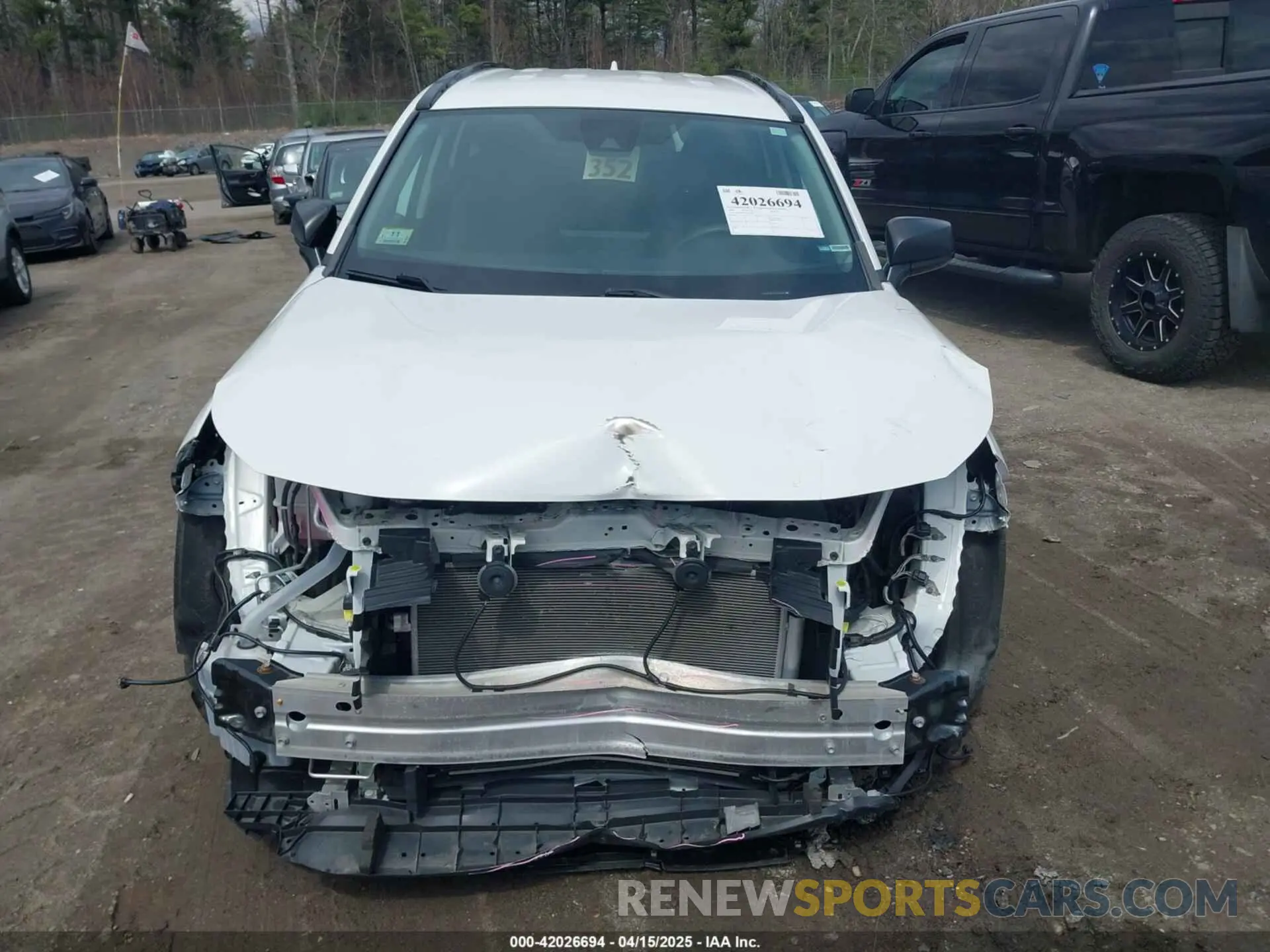 6 Photograph of a damaged car 2T3F1RFV3LC115255 TOYOTA RAV4 2020