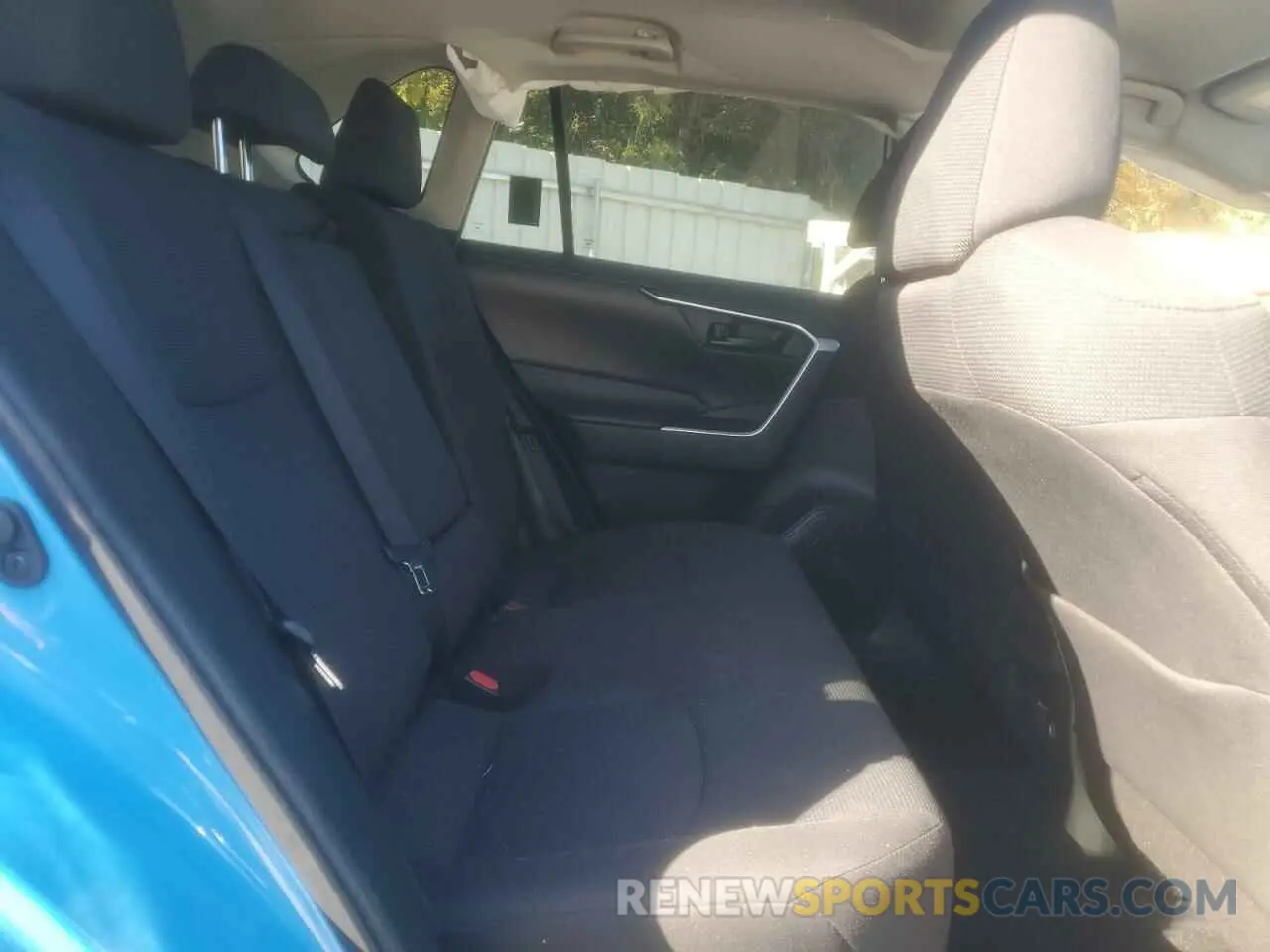 11 Photograph of a damaged car 2T3F1RFV3LC134288 TOYOTA RAV4 2020