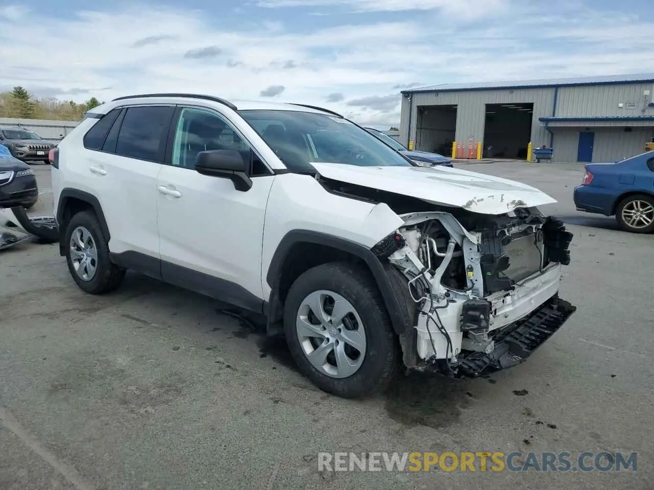 4 Photograph of a damaged car 2T3F1RFV3LW088282 TOYOTA RAV4 2020