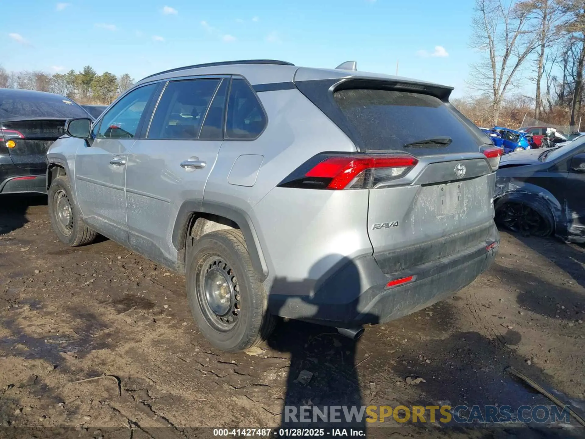 3 Photograph of a damaged car 2T3F1RFV3LW134726 TOYOTA RAV4 2020