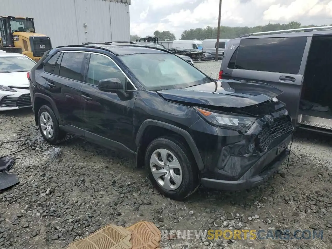4 Photograph of a damaged car 2T3F1RFV4LC061237 TOYOTA RAV4 2020