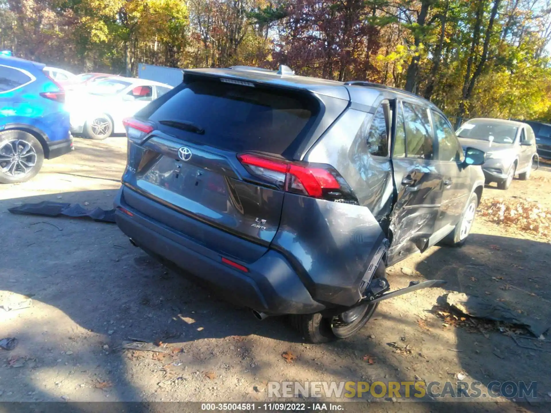 6 Photograph of a damaged car 2T3F1RFV4LC081407 TOYOTA RAV4 2020