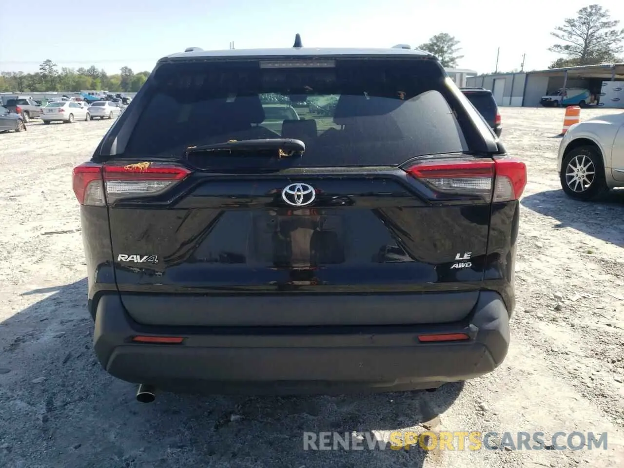 6 Photograph of a damaged car 2T3F1RFV4LC108265 TOYOTA RAV4 2020