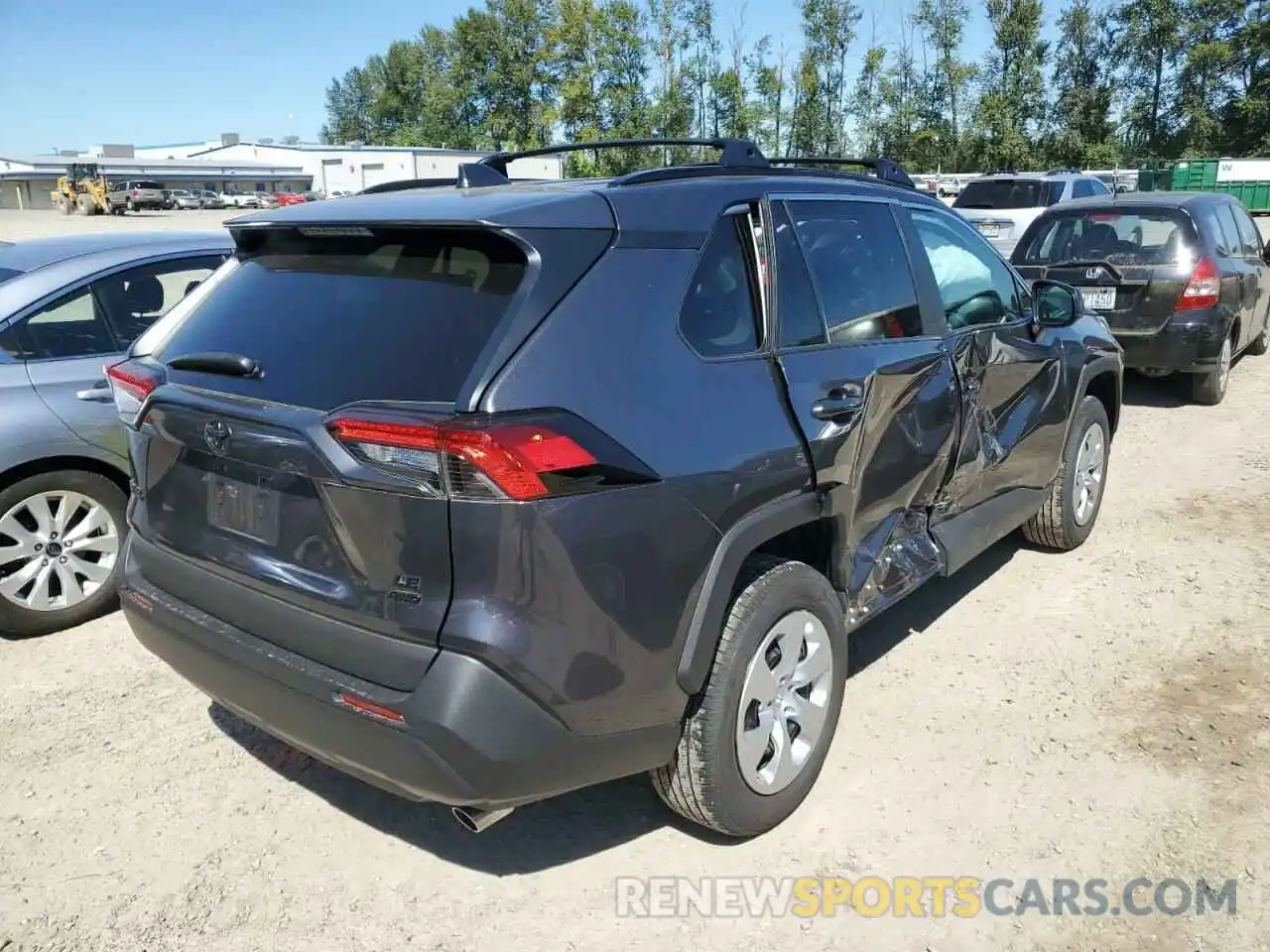 4 Photograph of a damaged car 2T3F1RFV4LC112560 TOYOTA RAV4 2020