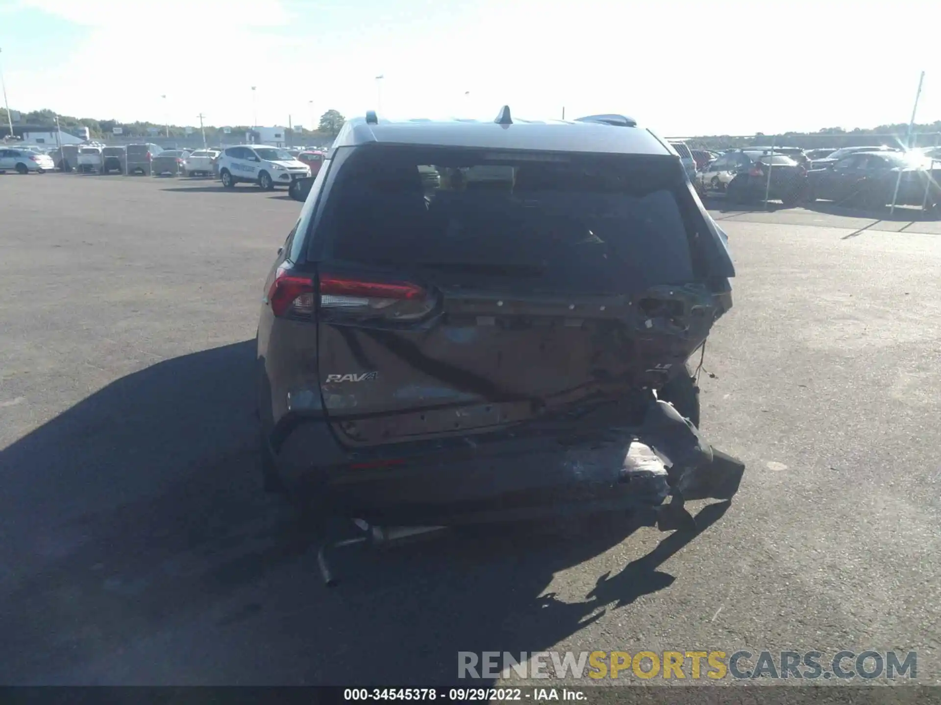 6 Photograph of a damaged car 2T3F1RFV4LC114129 TOYOTA RAV4 2020