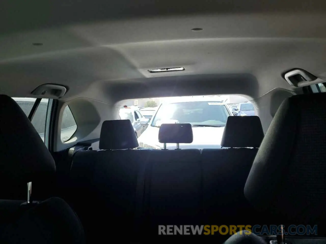 10 Photograph of a damaged car 2T3F1RFV4LC119119 TOYOTA RAV4 2020