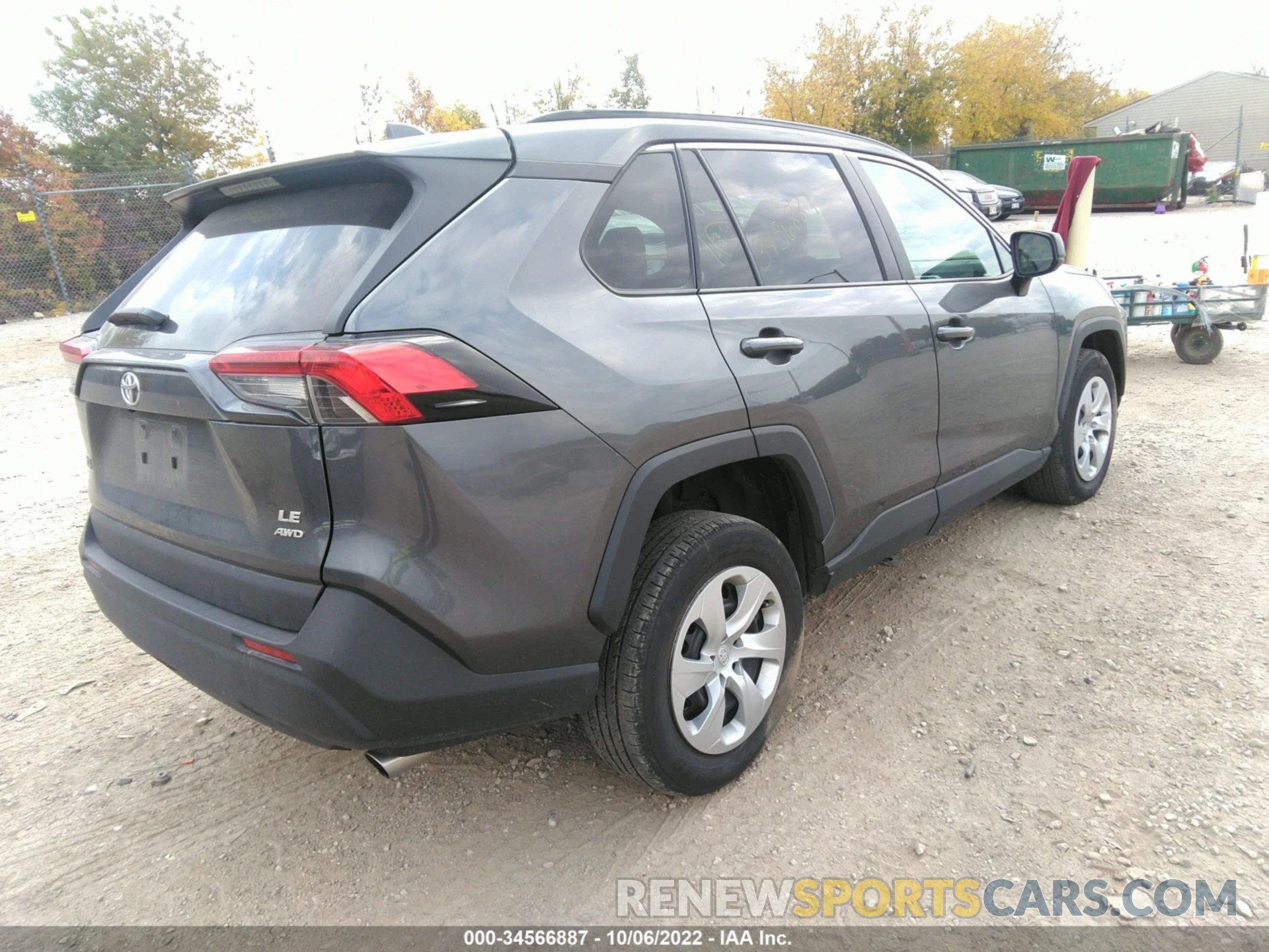 4 Photograph of a damaged car 2T3F1RFV4LC123901 TOYOTA RAV4 2020