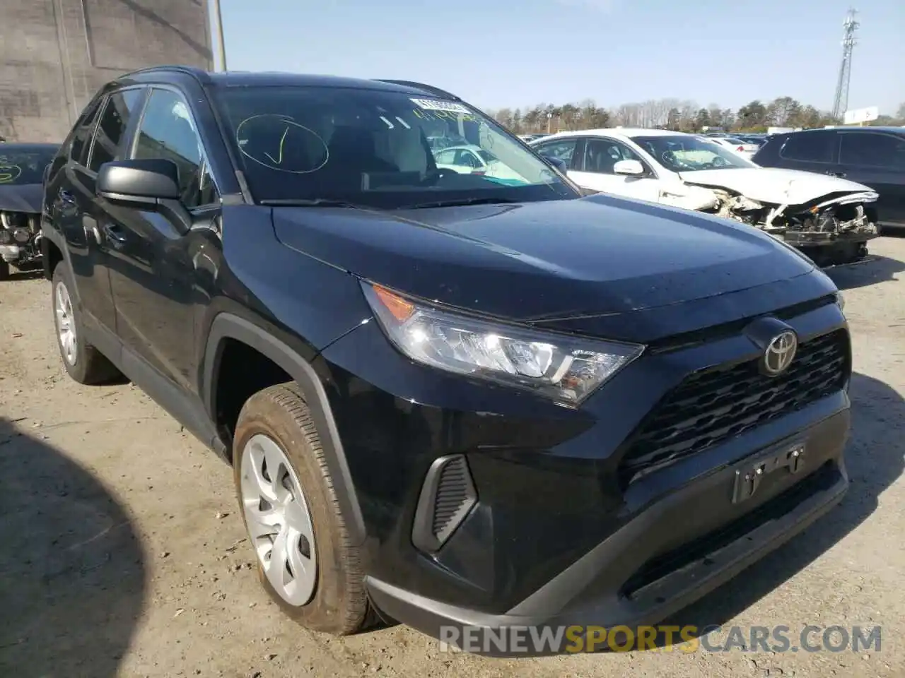 1 Photograph of a damaged car 2T3F1RFV4LW096133 TOYOTA RAV4 2020