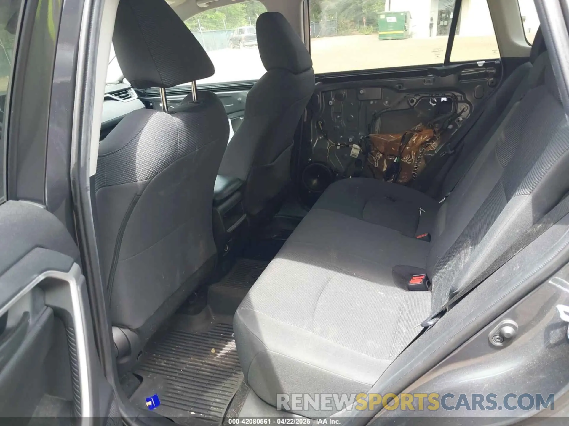 8 Photograph of a damaged car 2T3F1RFV4LW104294 TOYOTA RAV4 2020