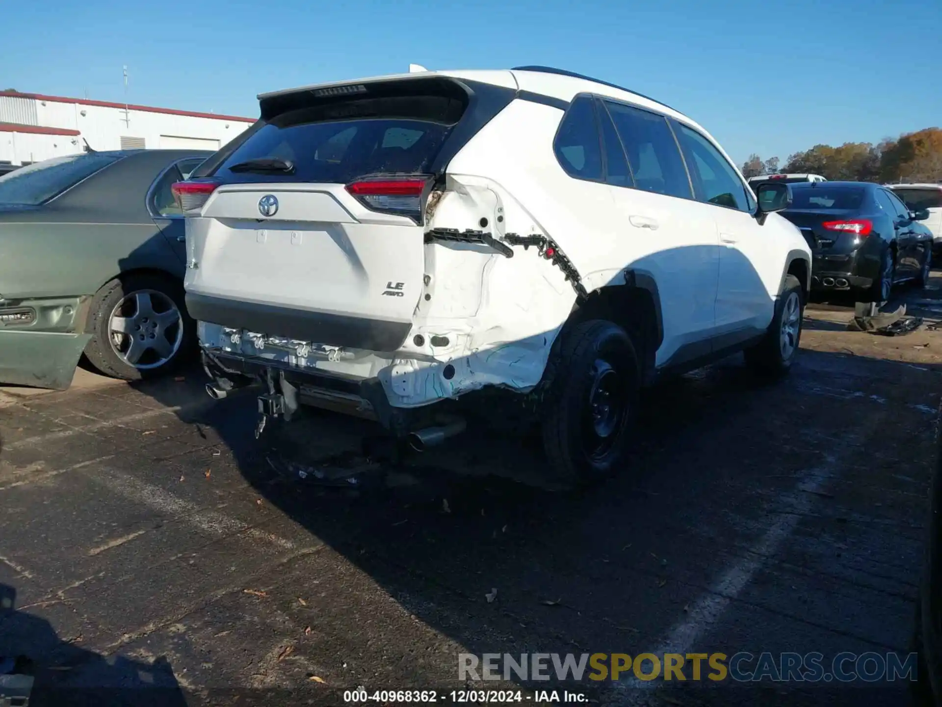 4 Photograph of a damaged car 2T3F1RFV4LW128546 TOYOTA RAV4 2020