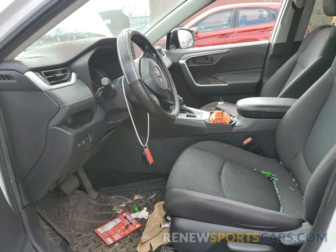 7 Photograph of a damaged car 2T3F1RFV4LW134377 TOYOTA RAV4 2020