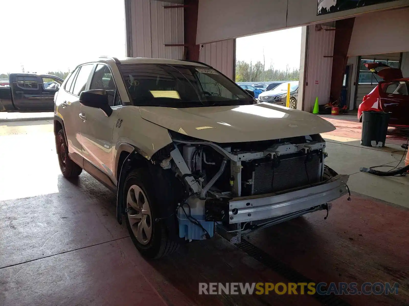 1 Photograph of a damaged car 2T3F1RFV5LC066446 TOYOTA RAV4 2020