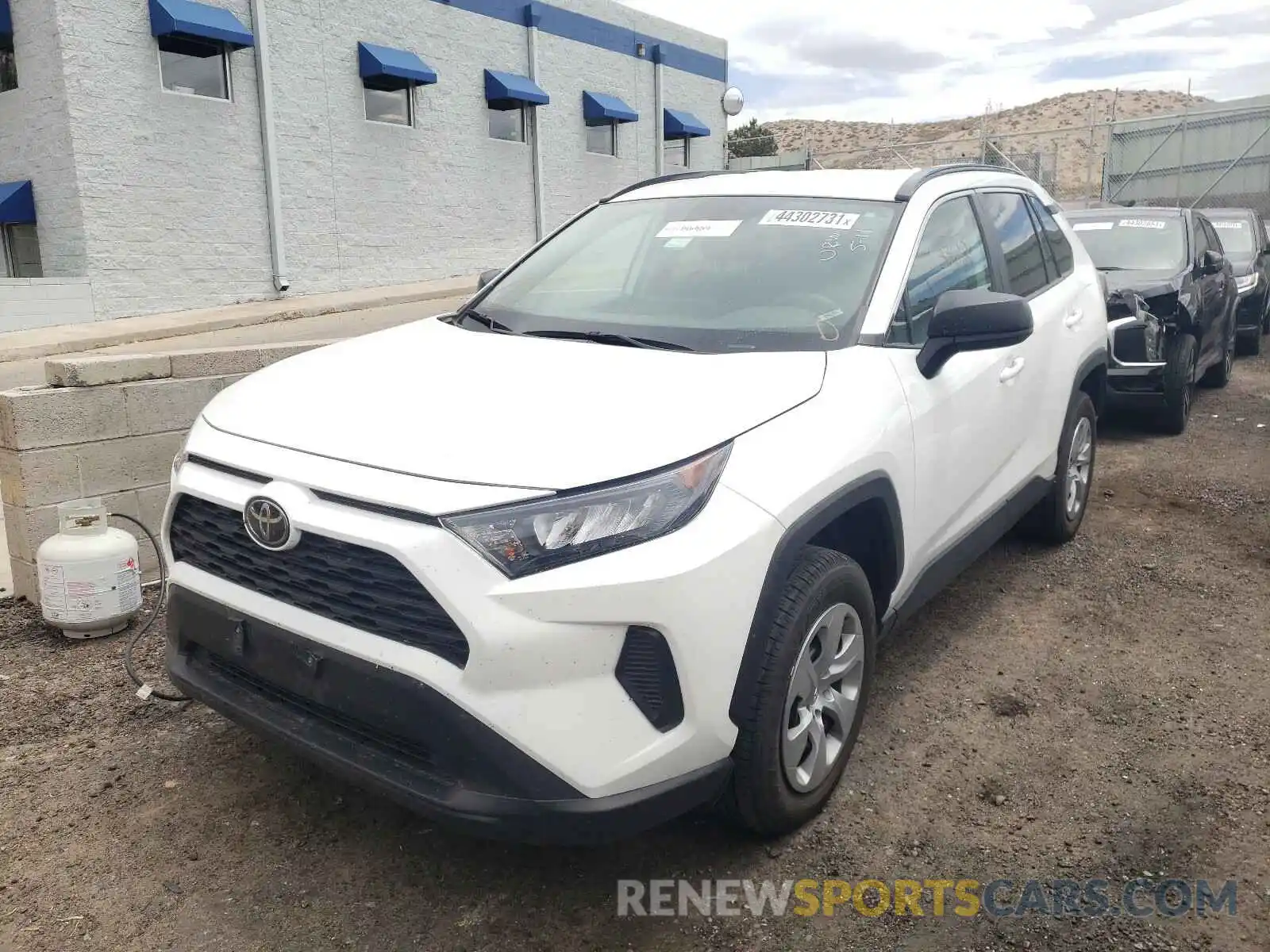 2 Photograph of a damaged car 2T3F1RFV5LC082758 TOYOTA RAV4 2020