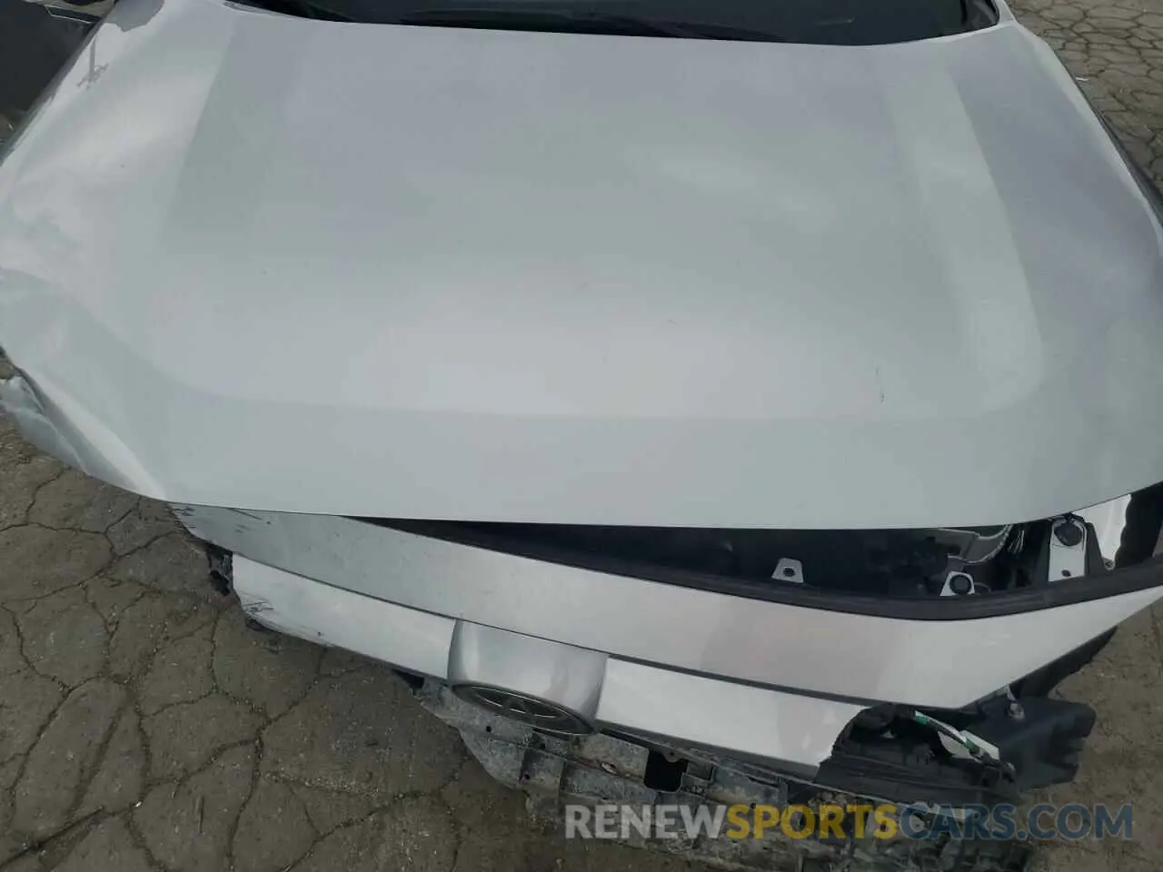 11 Photograph of a damaged car 2T3F1RFV5LC114852 TOYOTA RAV4 2020