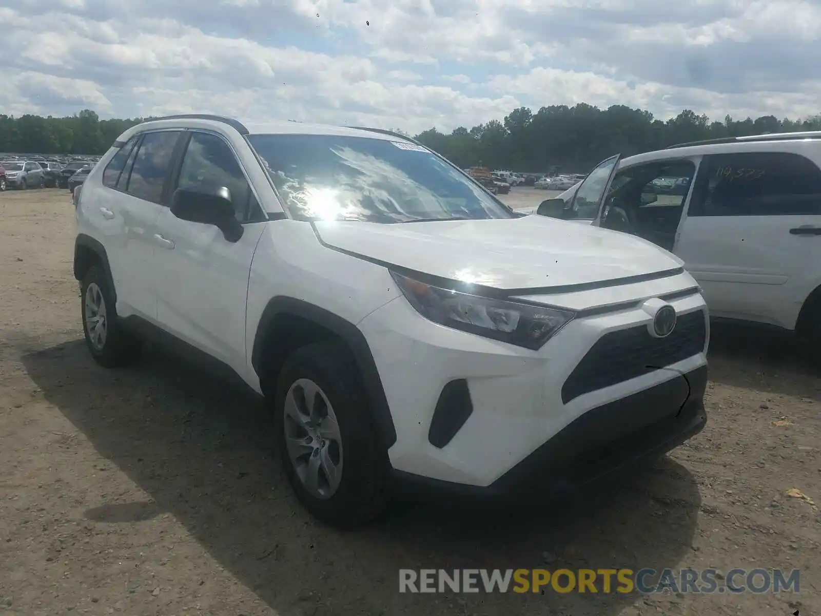 1 Photograph of a damaged car 2T3F1RFV5LW087991 TOYOTA RAV4 2020