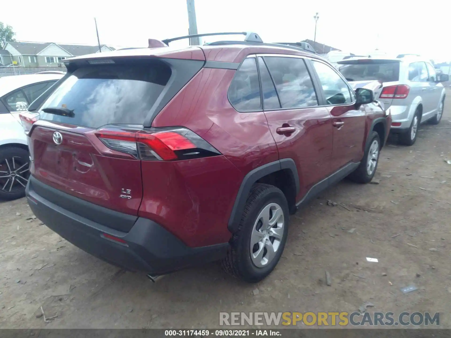 4 Photograph of a damaged car 2T3F1RFV5LW095590 TOYOTA RAV4 2020