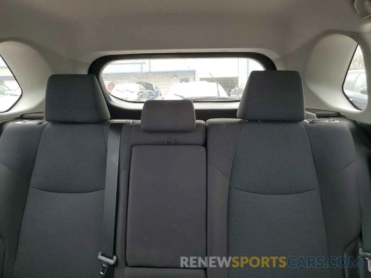 10 Photograph of a damaged car 2T3F1RFV5LW107026 TOYOTA RAV4 2020