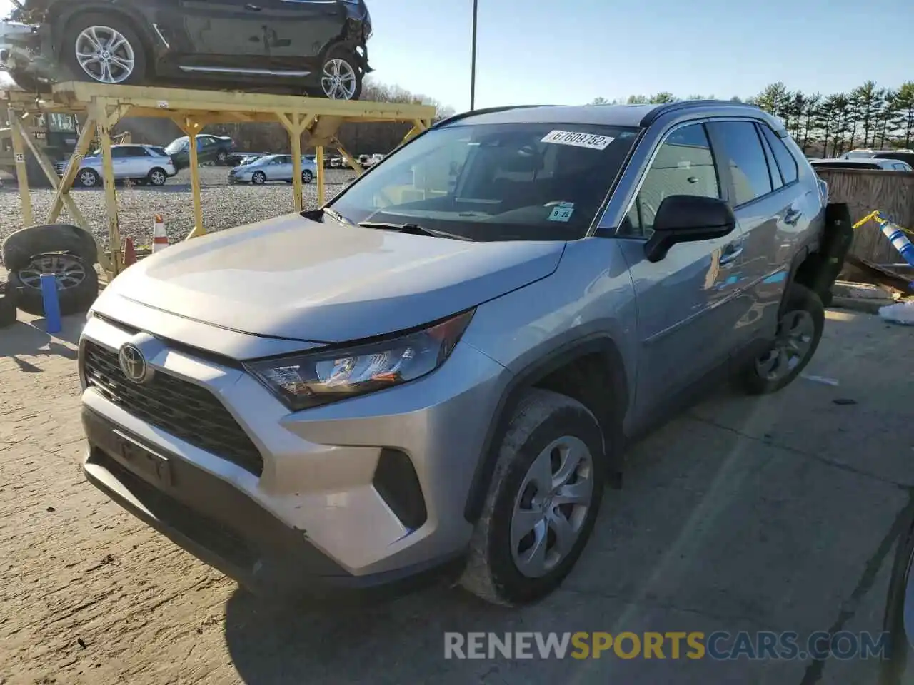 1 Photograph of a damaged car 2T3F1RFV5LW133383 TOYOTA RAV4 2020