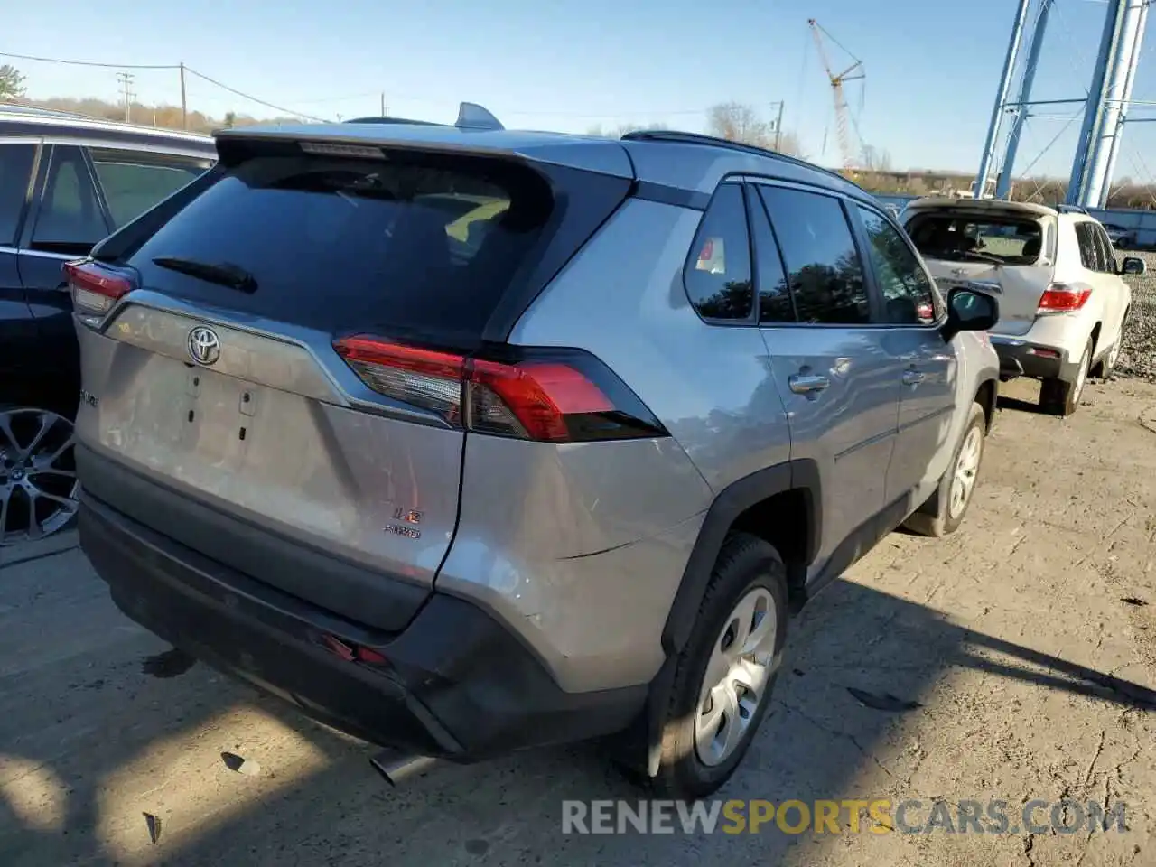 3 Photograph of a damaged car 2T3F1RFV5LW133383 TOYOTA RAV4 2020