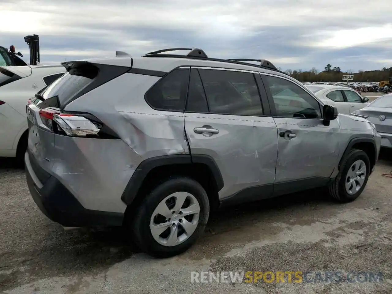 3 Photograph of a damaged car 2T3F1RFV6LC071610 TOYOTA RAV4 2020