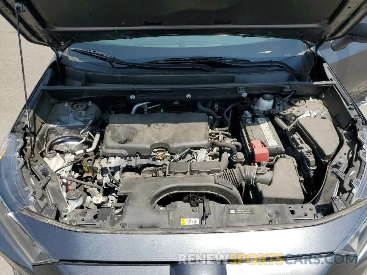 12 Photograph of a damaged car 2T3F1RFV6LC075043 TOYOTA RAV4 2020
