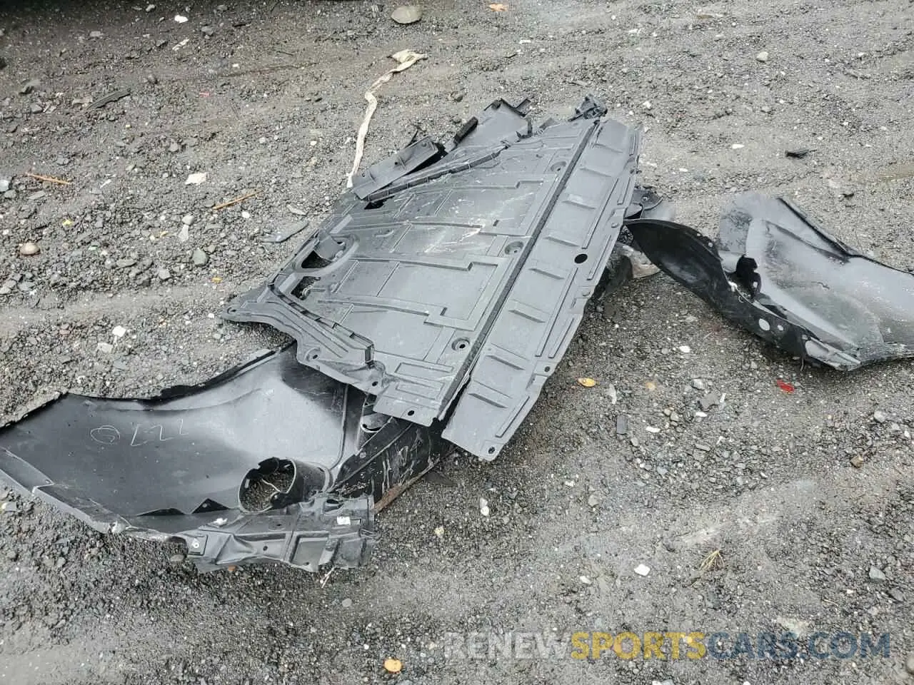 12 Photograph of a damaged car 2T3F1RFV6LC076032 TOYOTA RAV4 2020