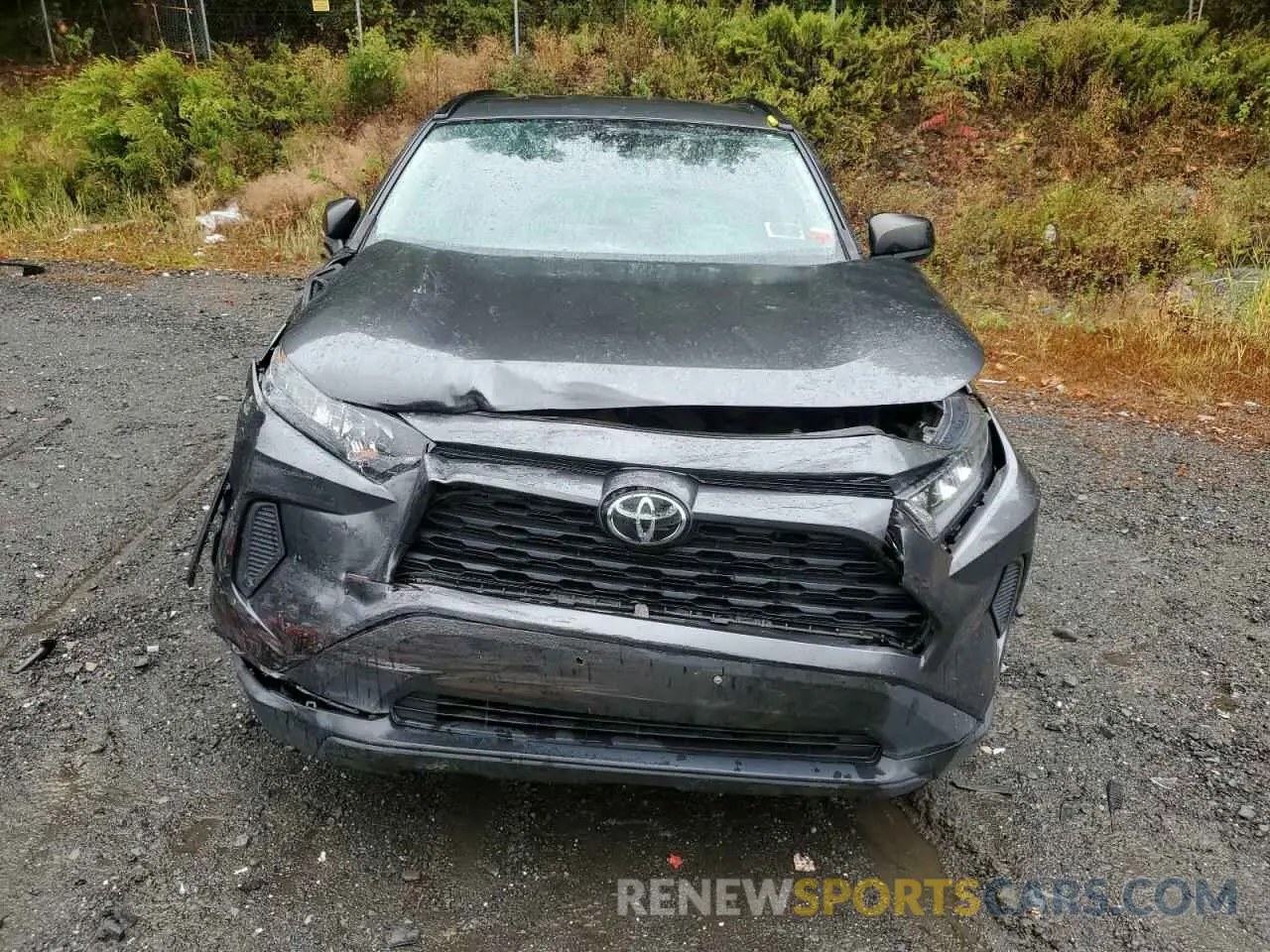 5 Photograph of a damaged car 2T3F1RFV6LC076032 TOYOTA RAV4 2020