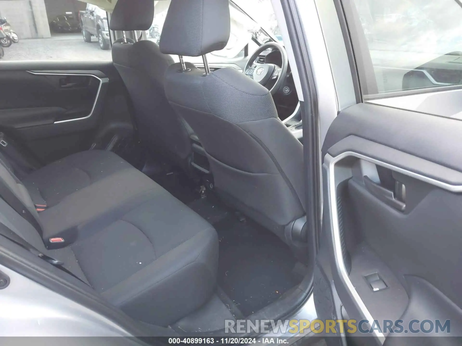 8 Photograph of a damaged car 2T3F1RFV6LC088438 TOYOTA RAV4 2020