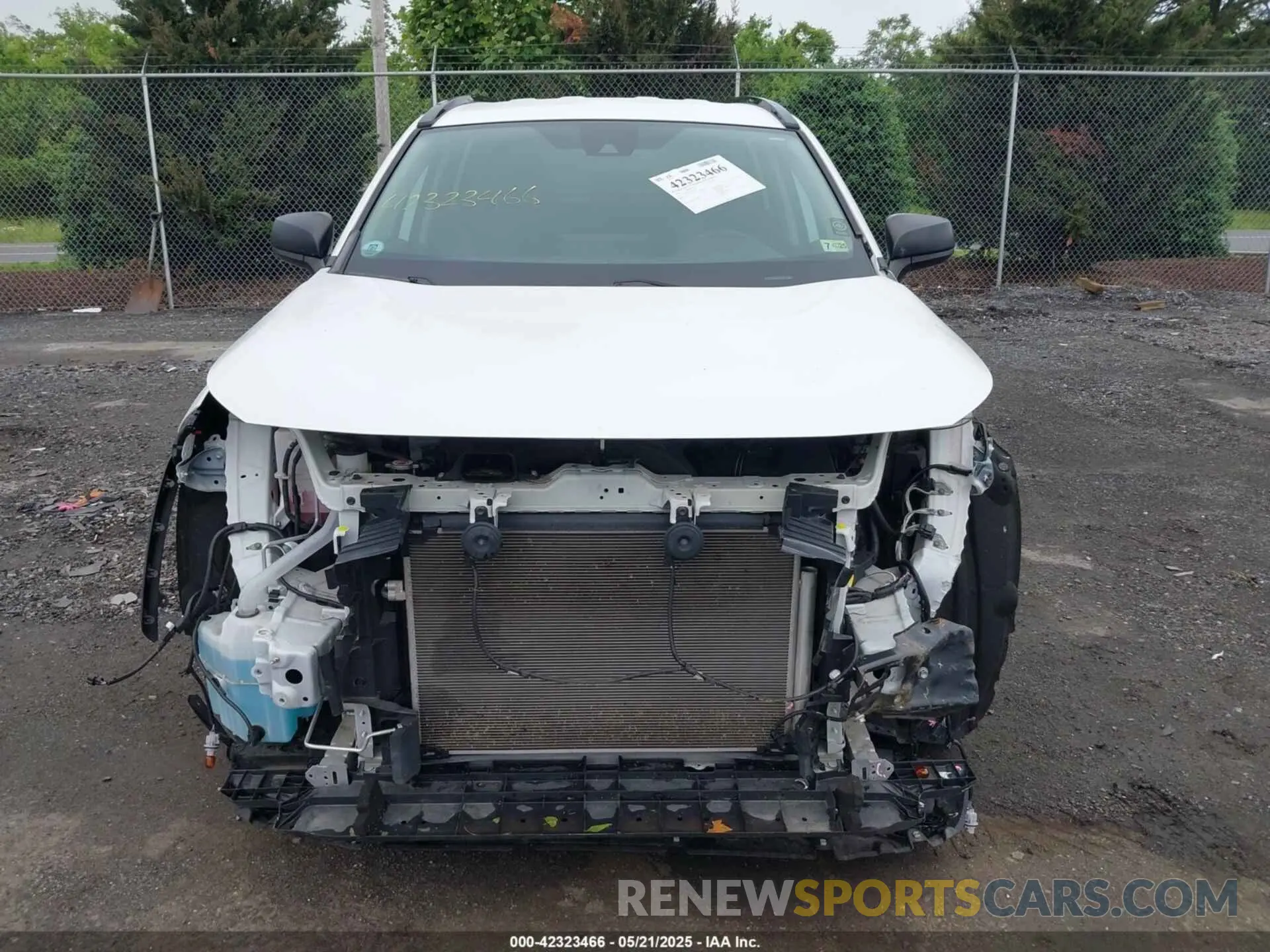 12 Photograph of a damaged car 2T3F1RFV6LC100815 TOYOTA RAV4 2020
