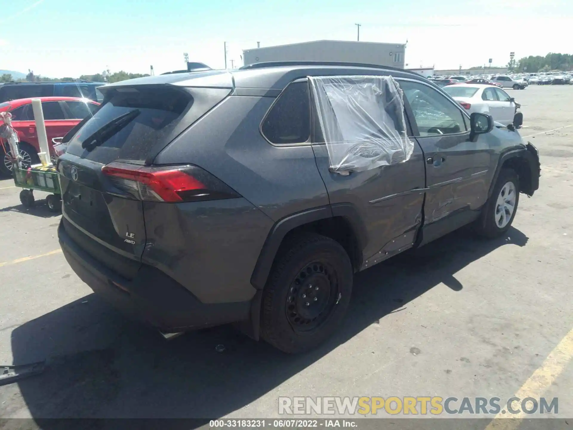 4 Photograph of a damaged car 2T3F1RFV6LC133300 TOYOTA RAV4 2020