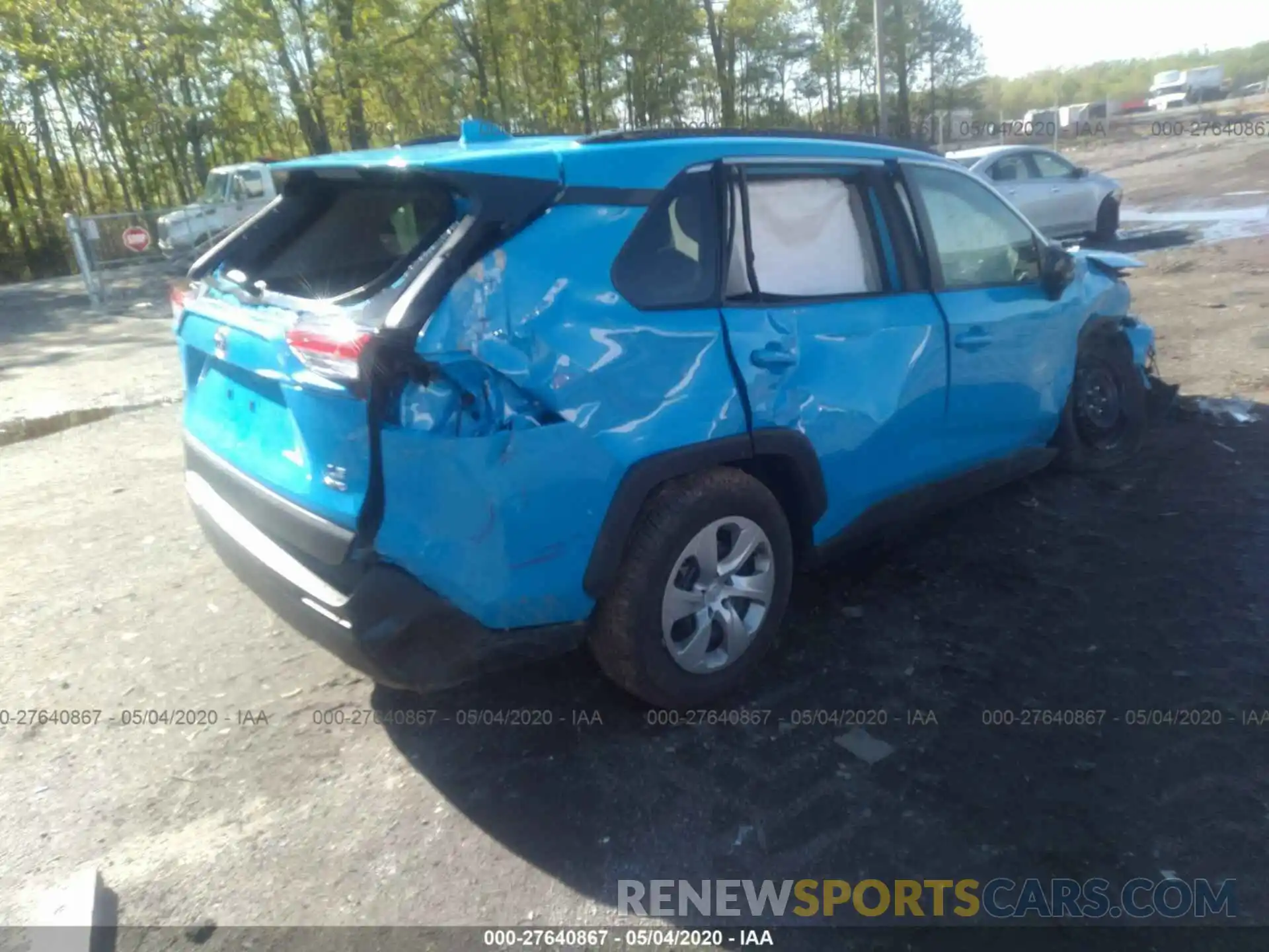 4 Photograph of a damaged car 2T3F1RFV6LW094125 TOYOTA RAV4 2020