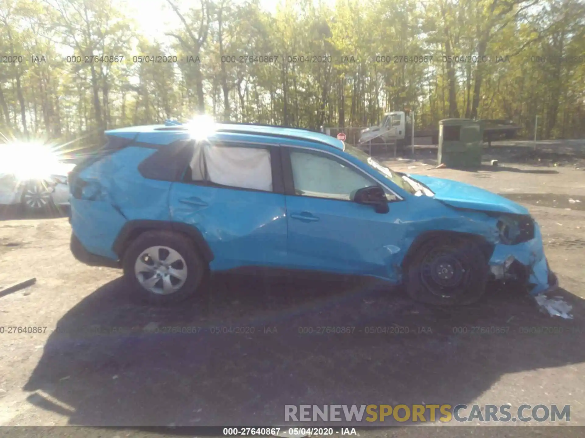 6 Photograph of a damaged car 2T3F1RFV6LW094125 TOYOTA RAV4 2020