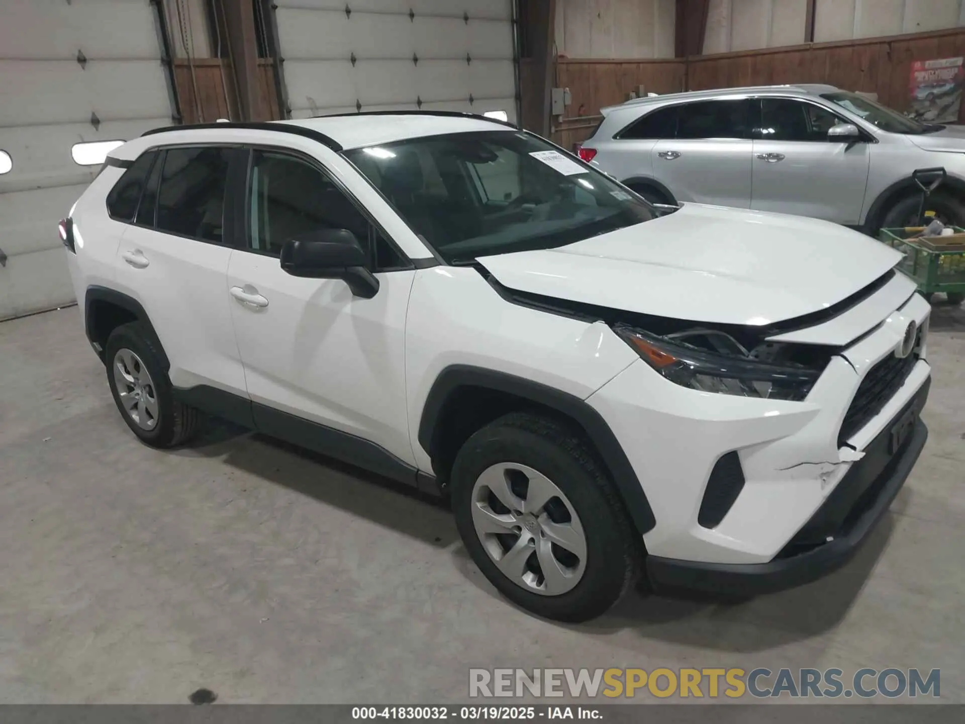 1 Photograph of a damaged car 2T3F1RFV6LW109724 TOYOTA RAV4 2020