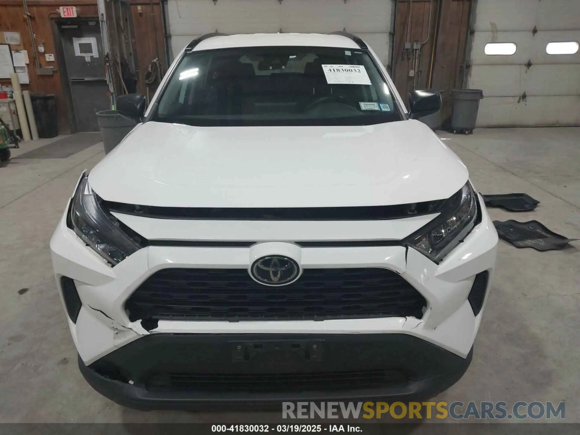 12 Photograph of a damaged car 2T3F1RFV6LW109724 TOYOTA RAV4 2020