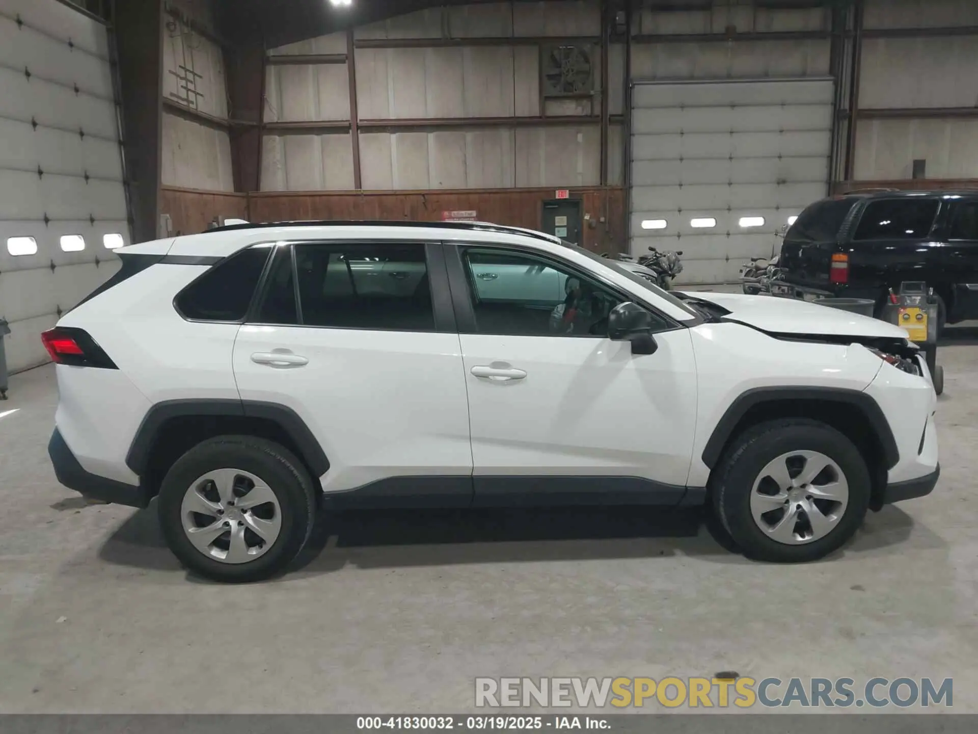 13 Photograph of a damaged car 2T3F1RFV6LW109724 TOYOTA RAV4 2020