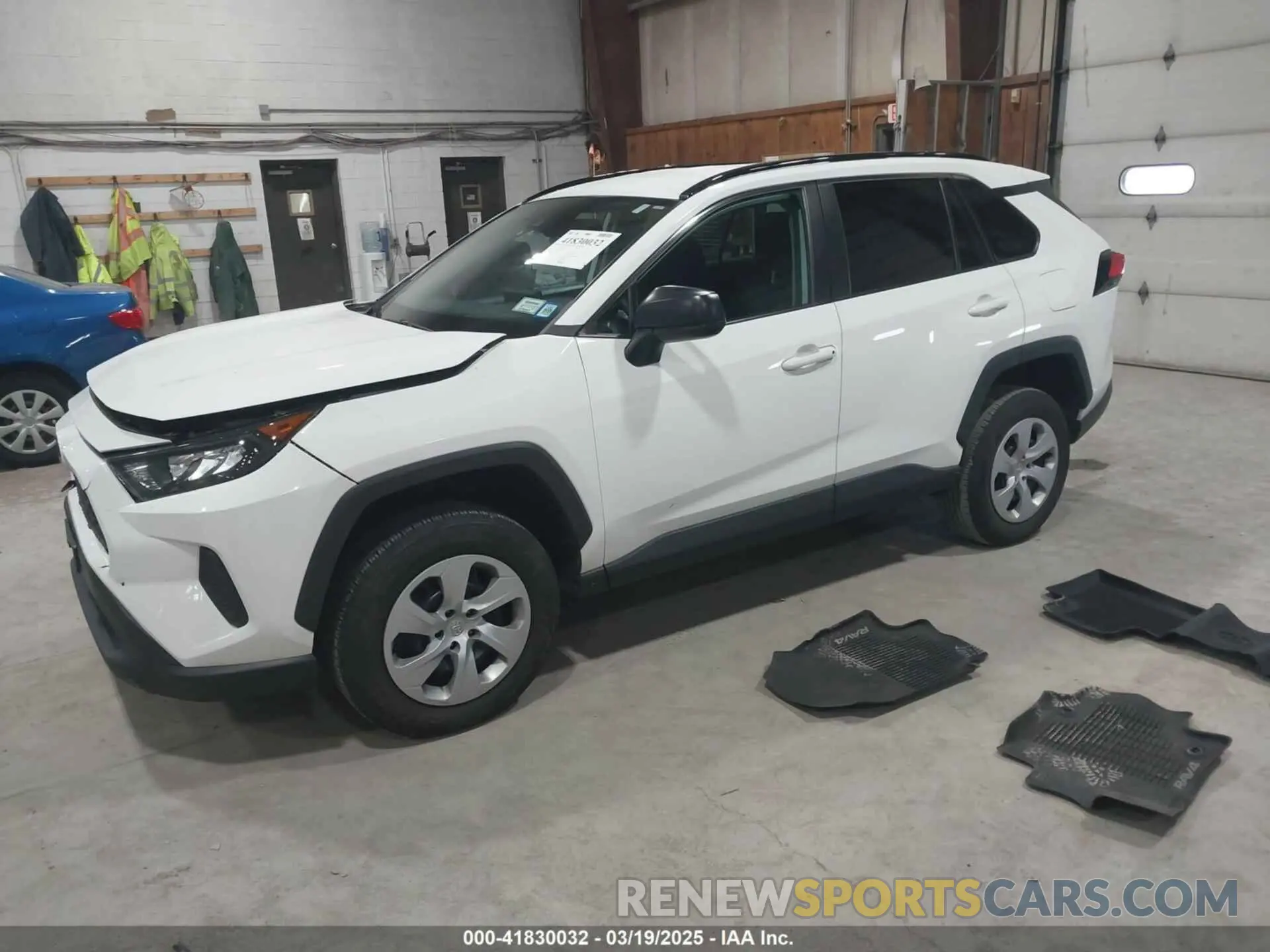 2 Photograph of a damaged car 2T3F1RFV6LW109724 TOYOTA RAV4 2020