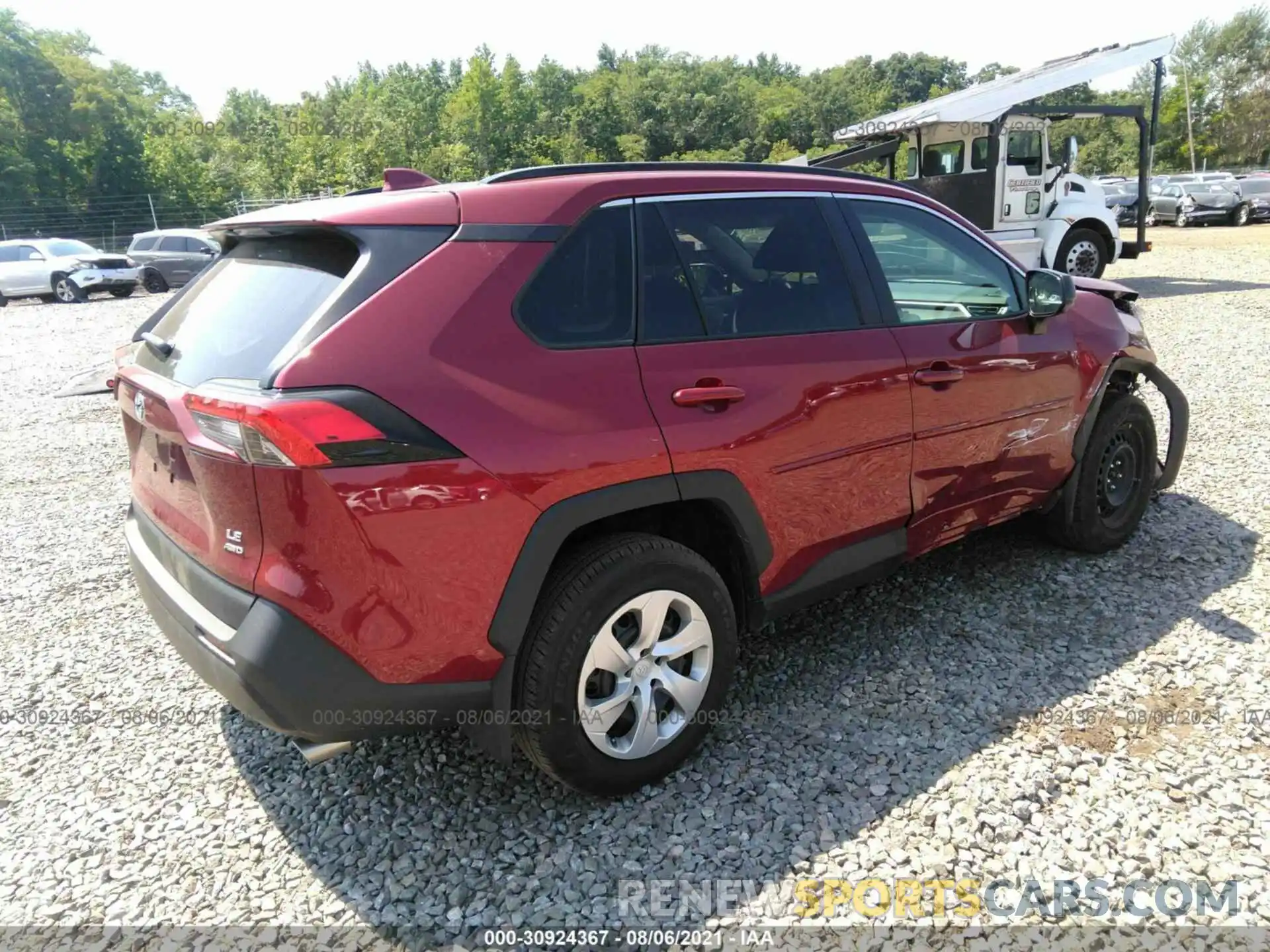 4 Photograph of a damaged car 2T3F1RFV6LW135160 TOYOTA RAV4 2020