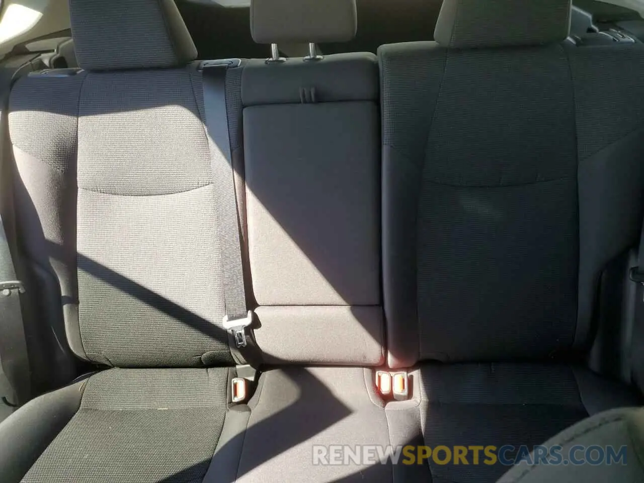 10 Photograph of a damaged car 2T3F1RFV7LC083152 TOYOTA RAV4 2020