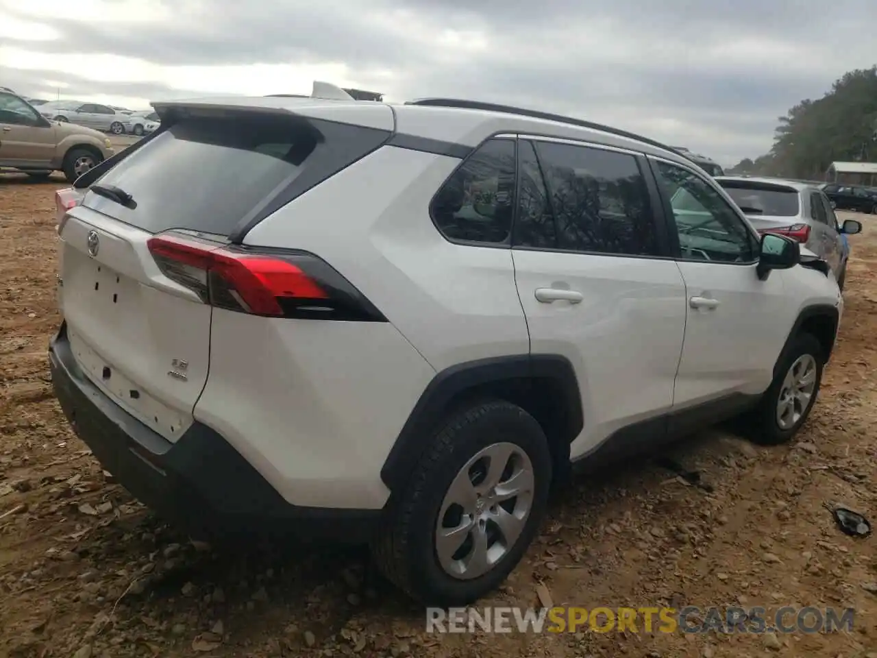 4 Photograph of a damaged car 2T3F1RFV7LC084978 TOYOTA RAV4 2020