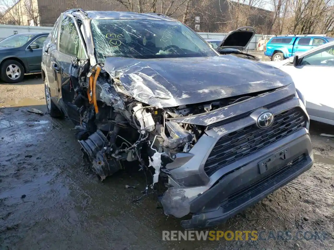 1 Photograph of a damaged car 2T3F1RFV7LC099044 TOYOTA RAV4 2020