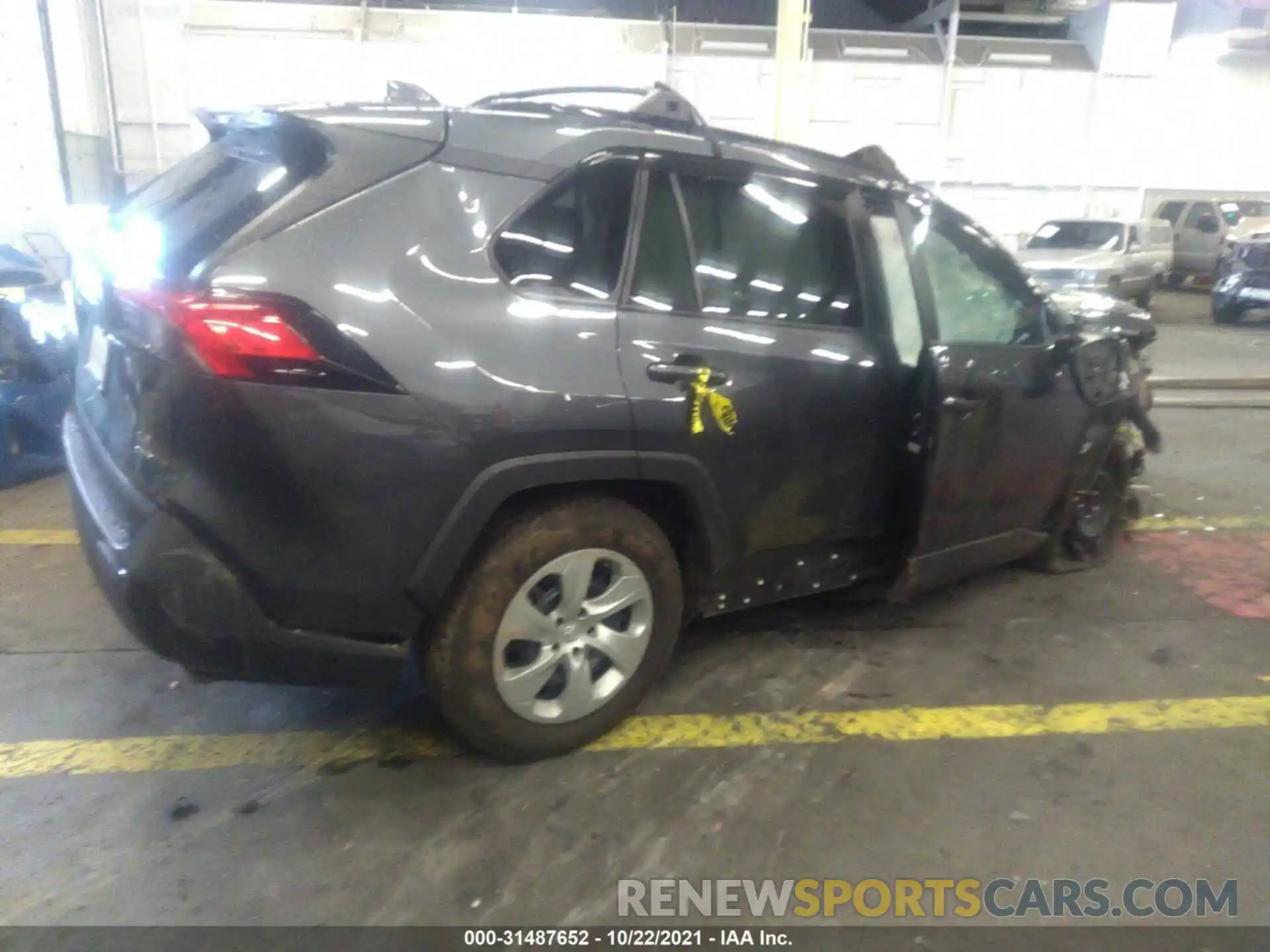 4 Photograph of a damaged car 2T3F1RFV7LC113363 TOYOTA RAV4 2020