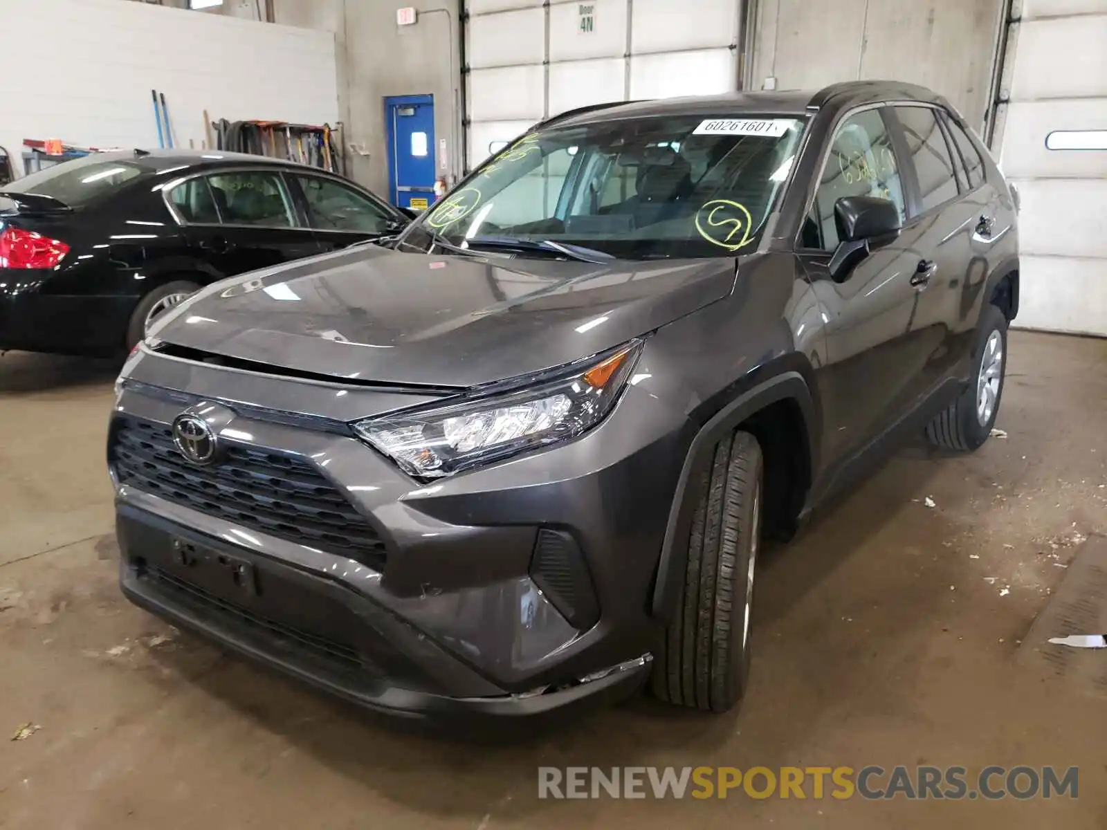 2 Photograph of a damaged car 2T3F1RFV7LC130521 TOYOTA RAV4 2020