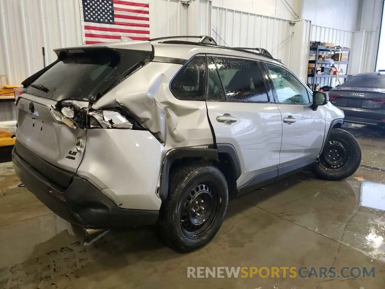 3 Photograph of a damaged car 2T3F1RFV8LC071317 TOYOTA RAV4 2020