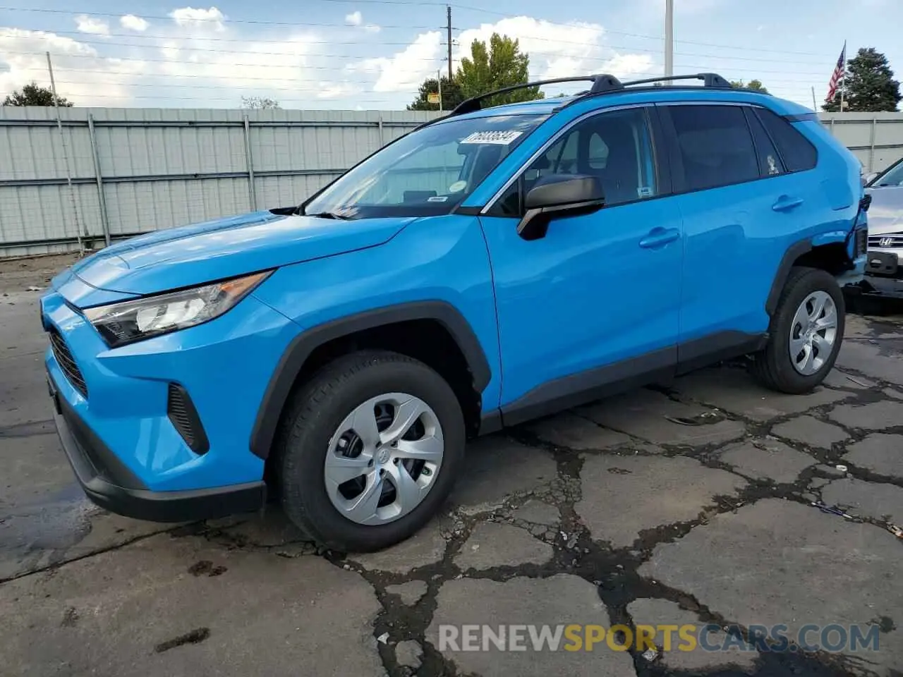 1 Photograph of a damaged car 2T3F1RFV8LC080048 TOYOTA RAV4 2020