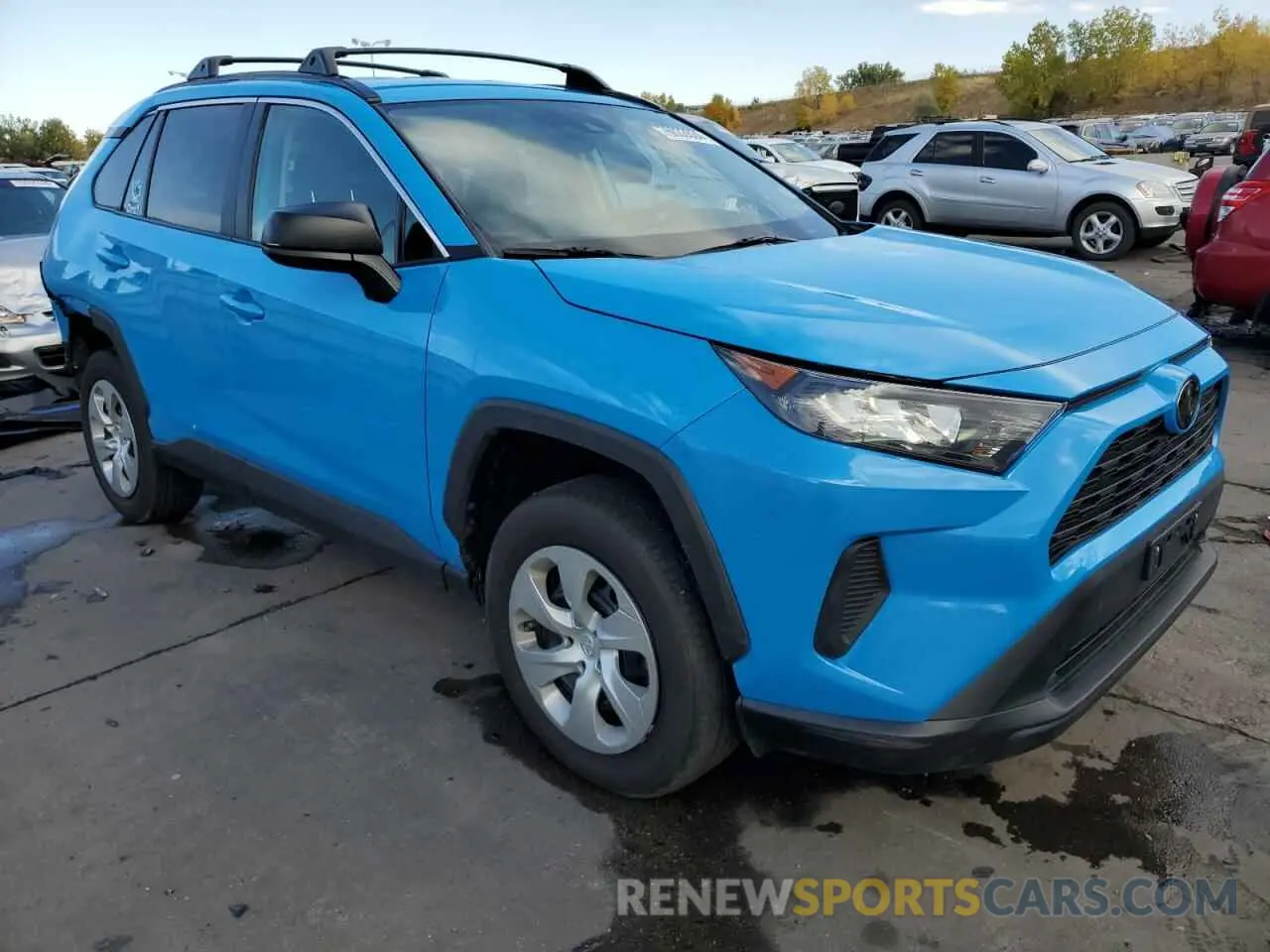 4 Photograph of a damaged car 2T3F1RFV8LC080048 TOYOTA RAV4 2020