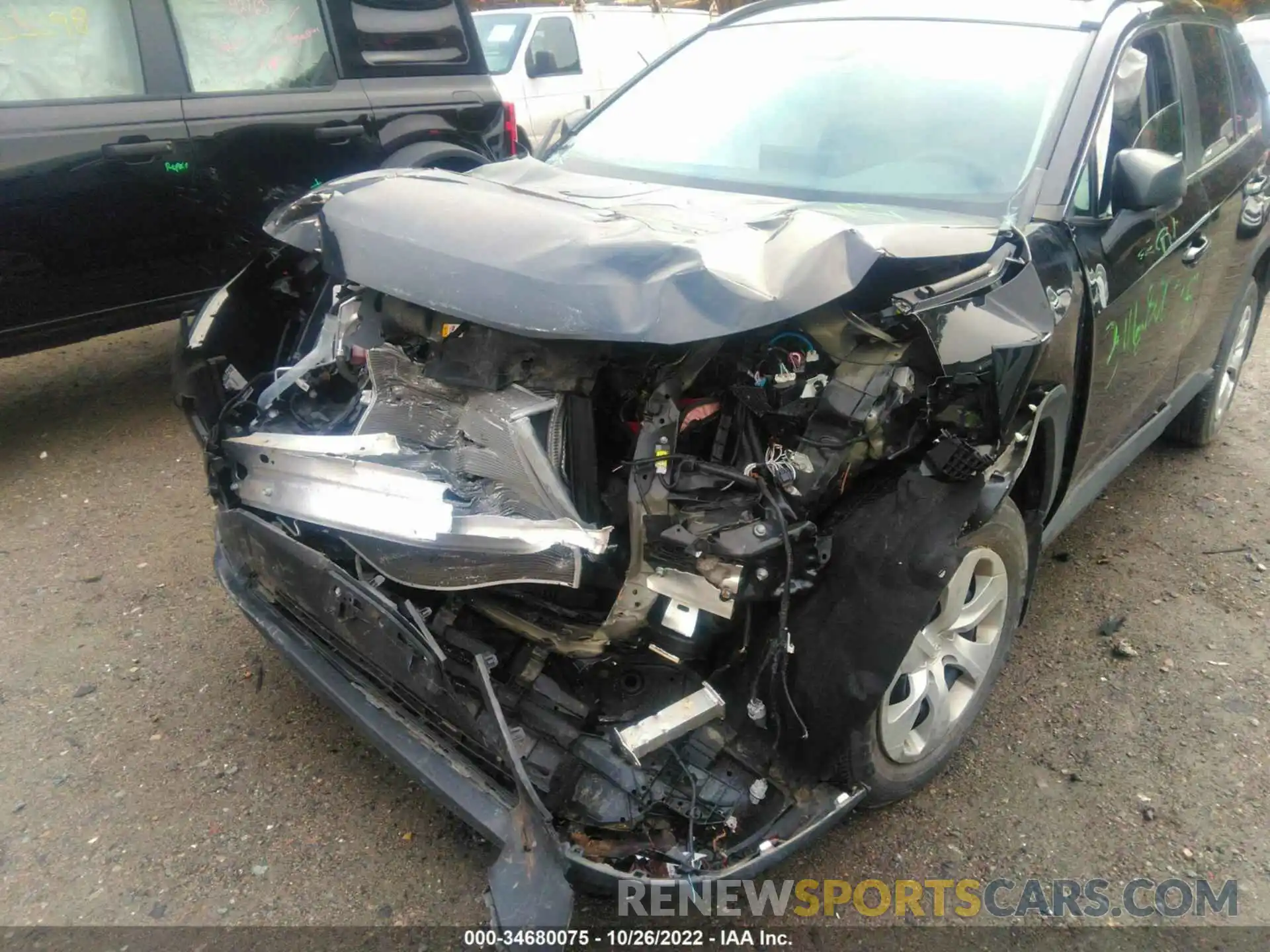 6 Photograph of a damaged car 2T3F1RFV8LC109175 TOYOTA RAV4 2020