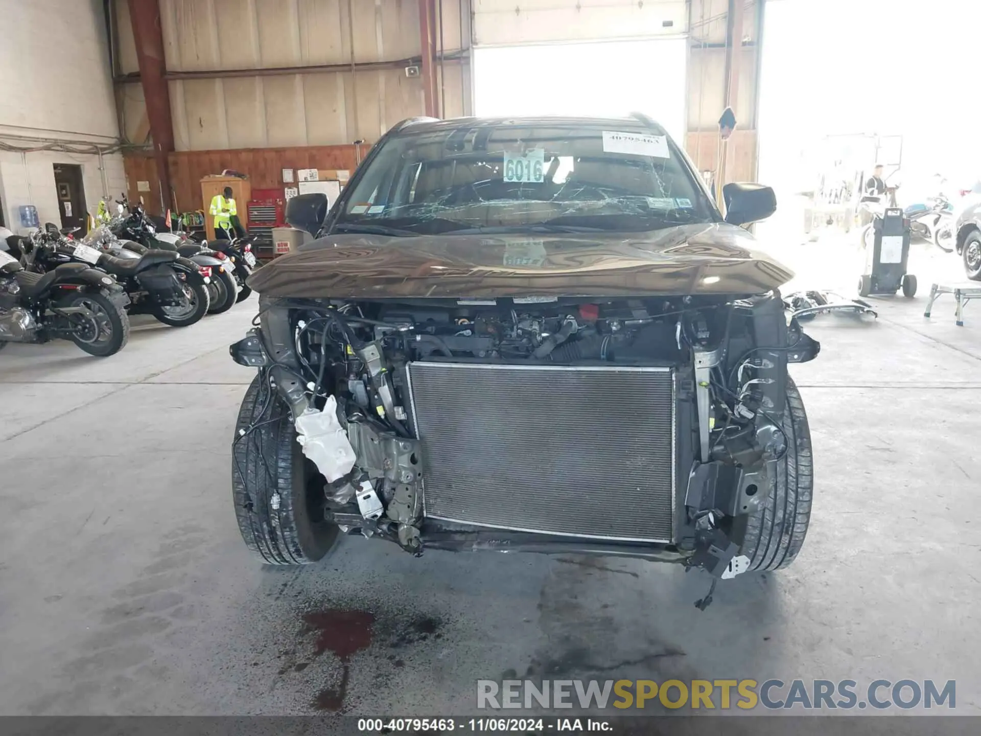 6 Photograph of a damaged car 2T3F1RFV8LW092778 TOYOTA RAV4 2020