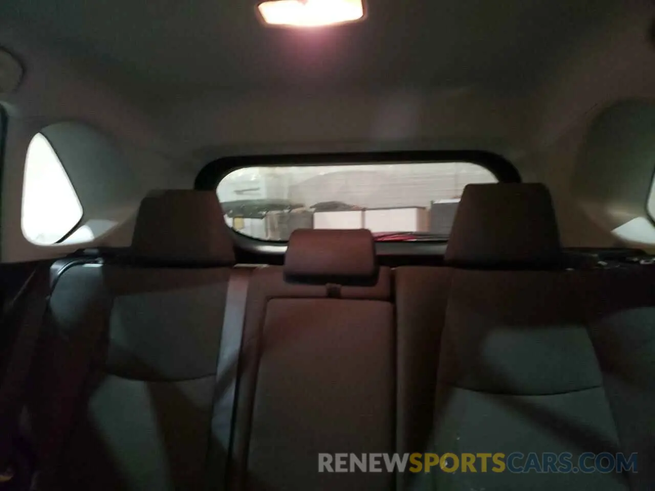 10 Photograph of a damaged car 2T3F1RFV8LW110082 TOYOTA RAV4 2020